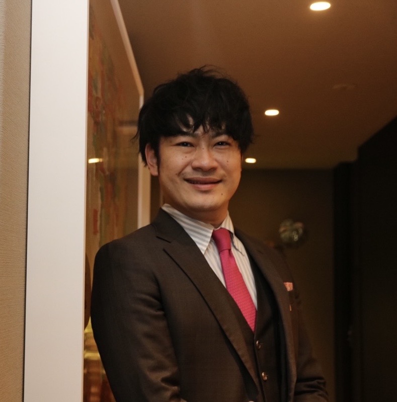 代表取締役 柳本高志